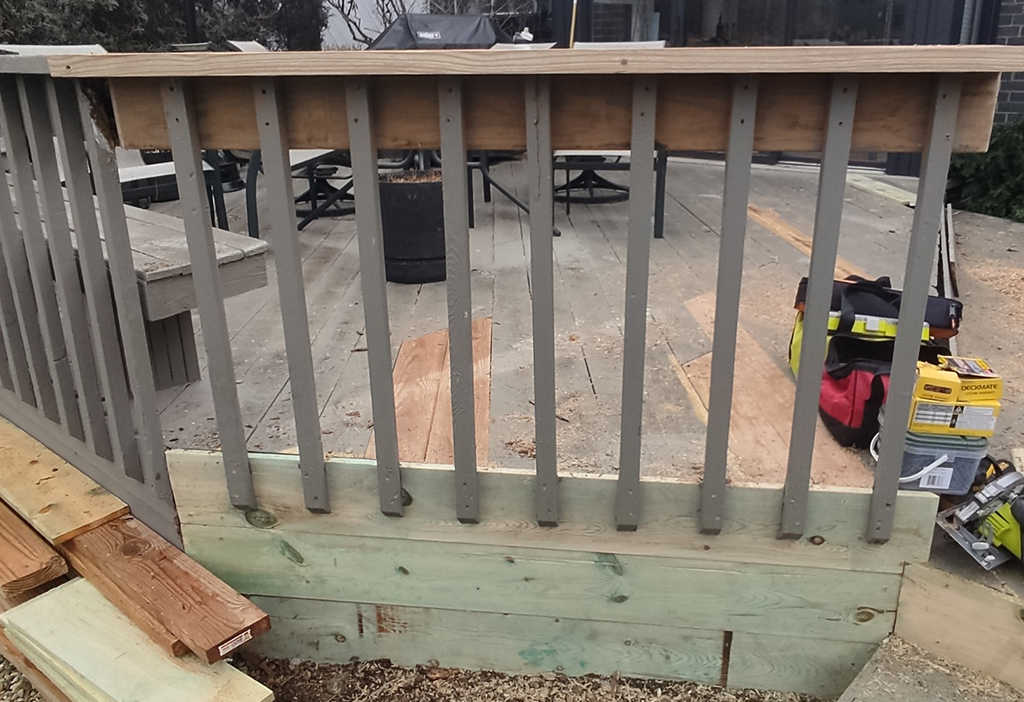 picture before fence staining