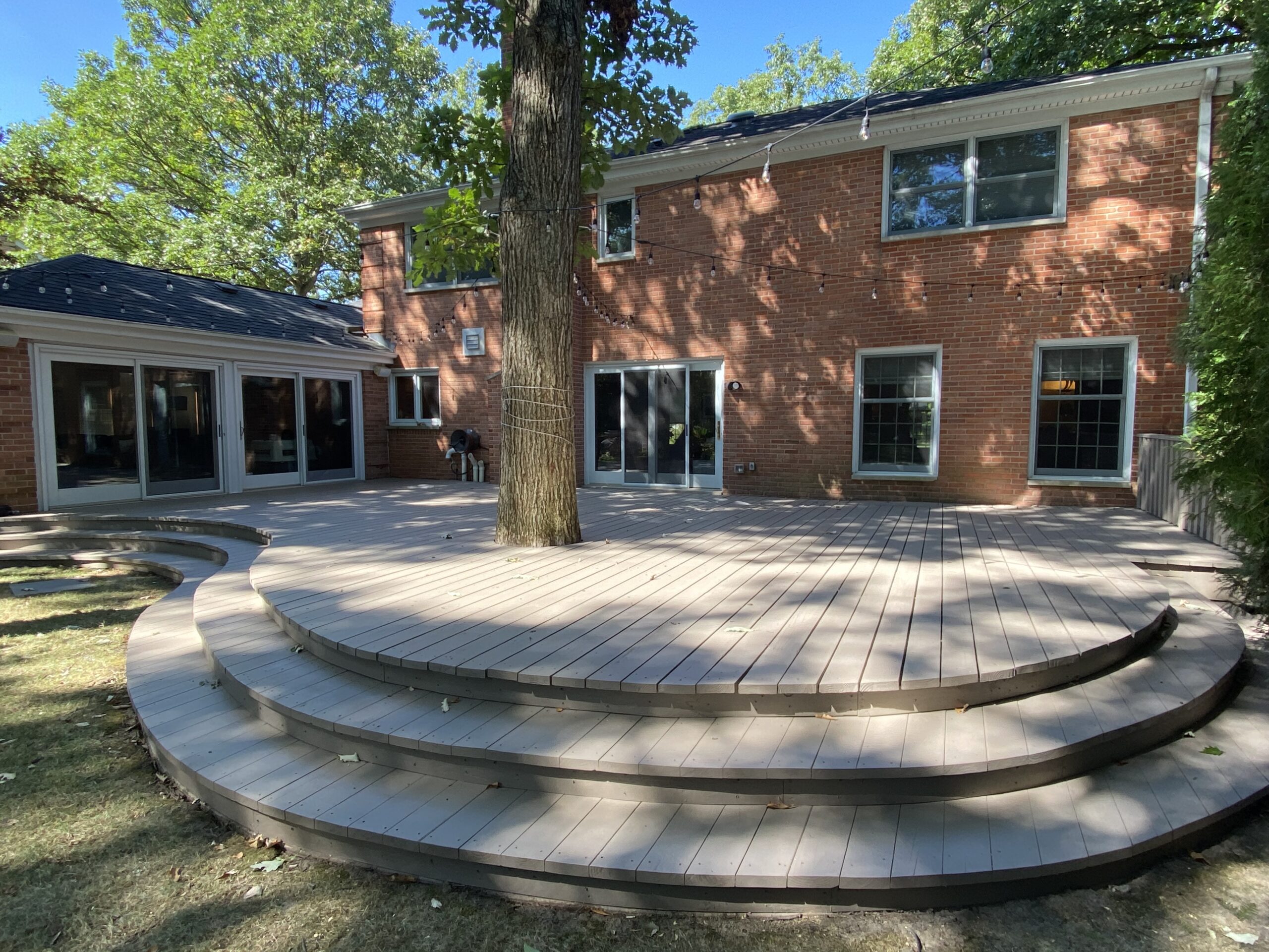 Seasonal Guide: When to Schedule Deck Cleaning and Repair in Chicagoland